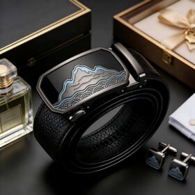 Customized automatic buckle leather belt