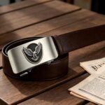 [Wholesale] Men’s Automatic Ratchet Belt – Heavy-Duty Eagle Emblem Buckle, Genuine Leather Style DC86125 - Image 4